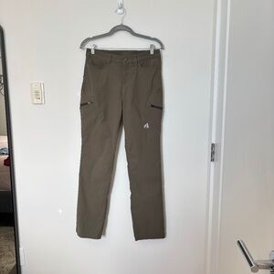 Eddie Bauer Women’s Guide Pants Size 6 Army Green